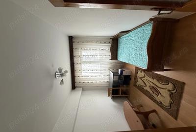 Inchiriez apartament cu 3 camere - 1