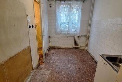 Apartament cu 3 camere decomandat în Drumul Taberei - 7