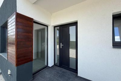 *Duplex Modern* - Visan *Toate utilitatile* - 120mpu - 4