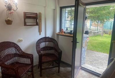 Casă cu 4 camere cu Teren 598 Mp în Piatra Arsă - 2