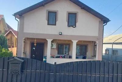 Vand casa in Caracal Str.Targul Nou, 120 mp construc?ie (2 camere , living + dressing)+foisor - 8