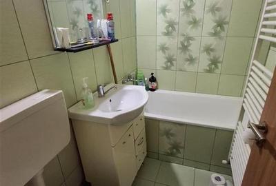 Apartament cu 2 camere semidecomandat, mobilat în Hipodrom 3 - 4
