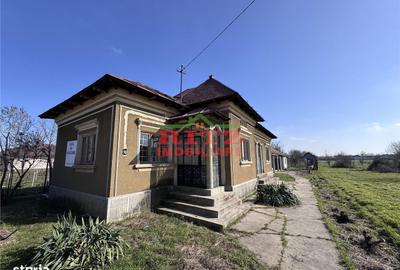 Casă cu 4 camere în Piatra - 4