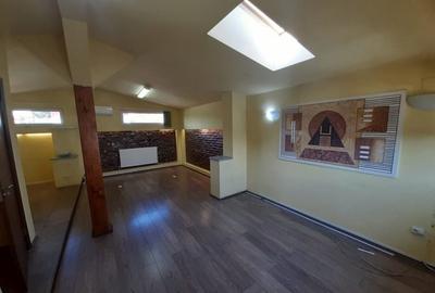 Casă cu 5 camere cu Teren 100 Mp în Vatra Luminoasă - 3