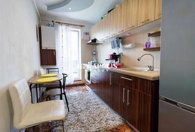 Apartament cu 2 camere decomandat în Tractorul - 8