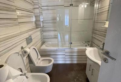 Apartament cu 3 camere decomandat în Central - 4