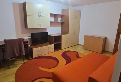 Garsonieră decomandată în Nicolina - 2