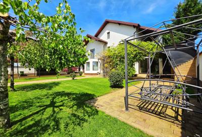 Casă individuală cu 8 camere cu Teren 595 Mp în Strejnicu - 2
