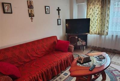 Apartament 2 camere, decomandat, mobilat,etaj 2,Grivitei, Brasov - 3