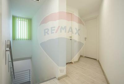 Spațiu comercial, de 520 mp, în Uzina 2 - 4