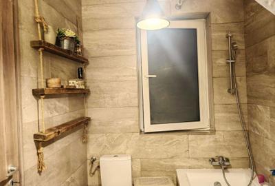 Apartament cu 2 camere decomandat în Apărătorii Patriei - 1