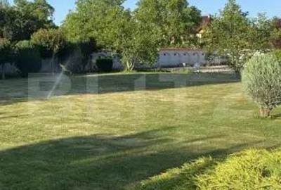 Casă cu 8 camere cu Teren 2759 Mp în Mușcel - 1