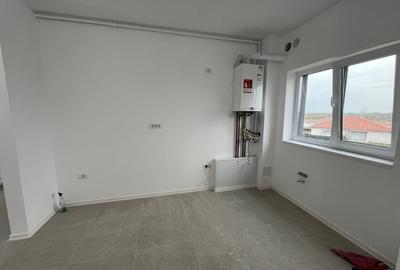 Apartament cu 2 camere decomandat în Moșnița Nouă - 4