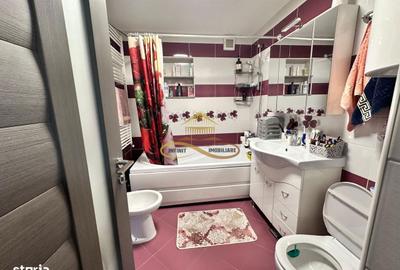 Casă cu 6 camere cu Teren 720 Mp în Letea Veche - 6