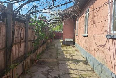 Casă cu 3 camere cu Teren 340 Mp în Central - 10