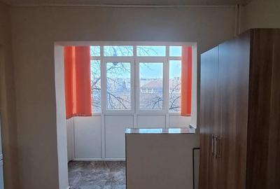 Garsoniera cf 1 renovata - 2