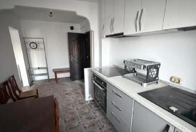 Apartament cu 2 camere decomandat în Central - 3