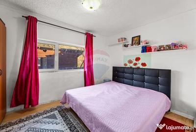 Casă cu 5 camere cu Teren 1620 Mp în Bârzava - 3