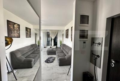 Apartament cu 3 camere semidecomandat în Central - 1