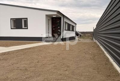 Casă cu 4 camere cu Teren 850 Mp în Dragomirești - 7