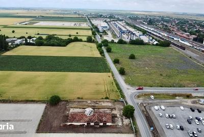 Spațiu comercial, de 2,950 mp, în Central - 4