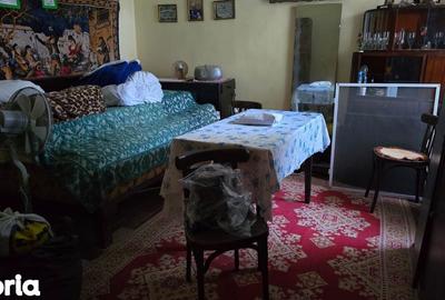 Casă cu 5 camere cu Teren 2200 Mp în Tuzla