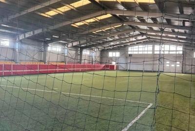Închiriere Hală amenajată ca  Teren de fotbal acoperit  de  1300 m2 - 5