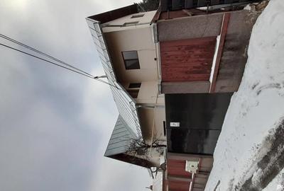 Casă în Central