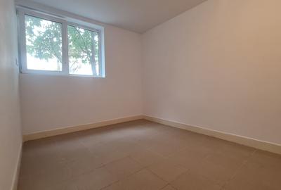 Apartament 3 camere 93mp Demisol Bloc 2014 - 2