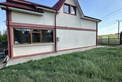 Casă cu 4 camere cu Teren 1000 Mp în Exterior Vest - 2