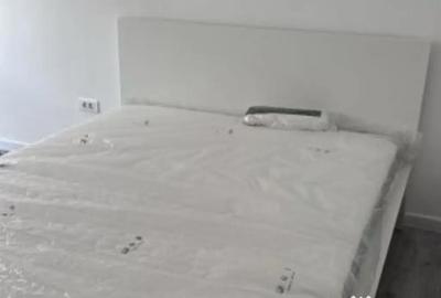 Garsonieră în Apărătorii Patriei