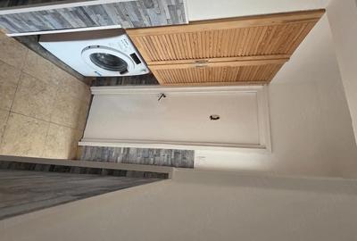 Apartament cu 3 camere decomandat în Central - 1