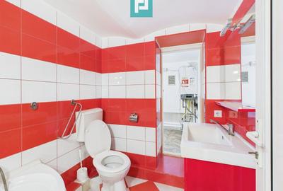 Apartament 4 camere, Bulevardul Revoluției - 12