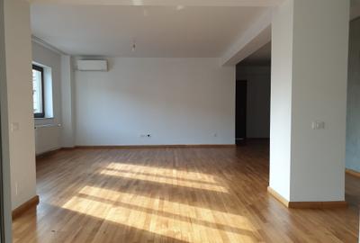 Apartament cu 3 camere semidecomandat în Calea Călărașilor - 6