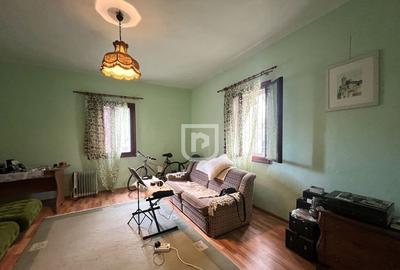 Casă cu 4 camere cu Teren 904 Mp în Bucșoaia - 5