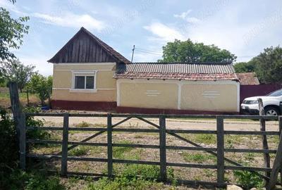 Casă cu 4 camere în Almașu Mare - 5