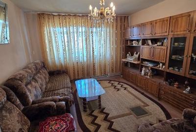 Apartament cu 2 camere decomandat, mobilat în Central - 1