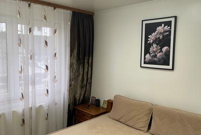 Apartament cu 4 camere decomandat în Central - 2