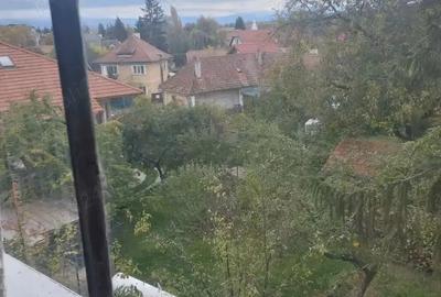 De Vanzare Apartament Trei Camere. Ocazie. - 5
