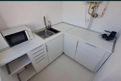 Garsonieră decomandată în Central - 1