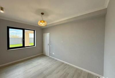 Casă cu 5 camere cu Teren 360 Mp în Central - 1