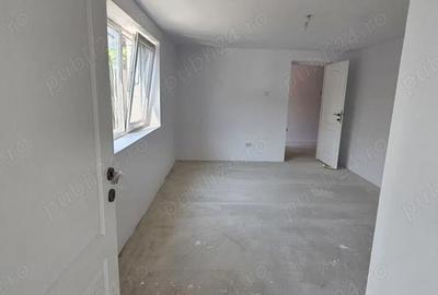 Casă cu 4 camere în Ghirdoveni - 3