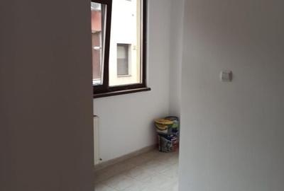 2cam-studio partial mobilat+parcare/20min metrou Leonida/Berceni - 9