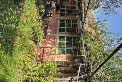 Casă cu 3 camere cu Teren 1000 Mp în Central - 2