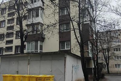 Apartament cu 3 camere semidecomandat în Dacia - 1