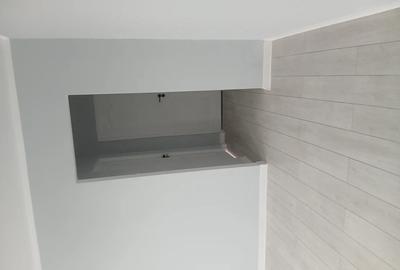 Vand apartament 2 camere etaj 2 - 5