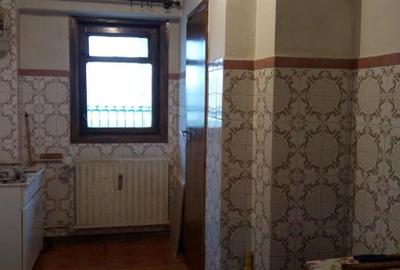 Vanzare apartament 3 camere spatios langa metrou Iancului Vanzare apartament 3 camere spatios langa metrou Iancului - 9