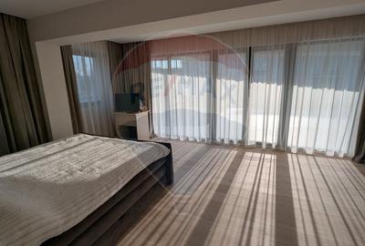 Casă individuală cu 6 camere cu Teren 484 Mp în Central - 4