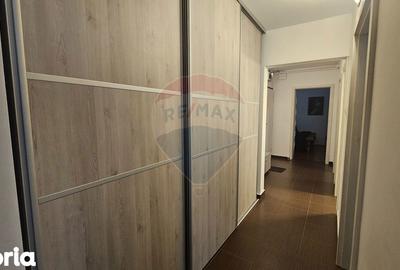 Apartament cu 3 camere decomandat, mobilat în Valea Cetății - 15