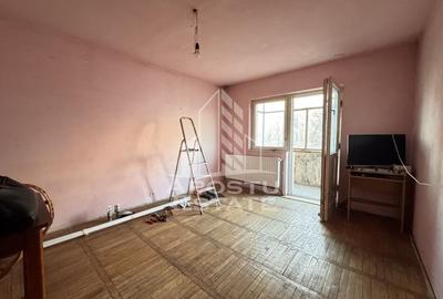 Apartament cu 1 camera | 33mp | Centrala | Et. 3/4 | Zona Blascovici - 1